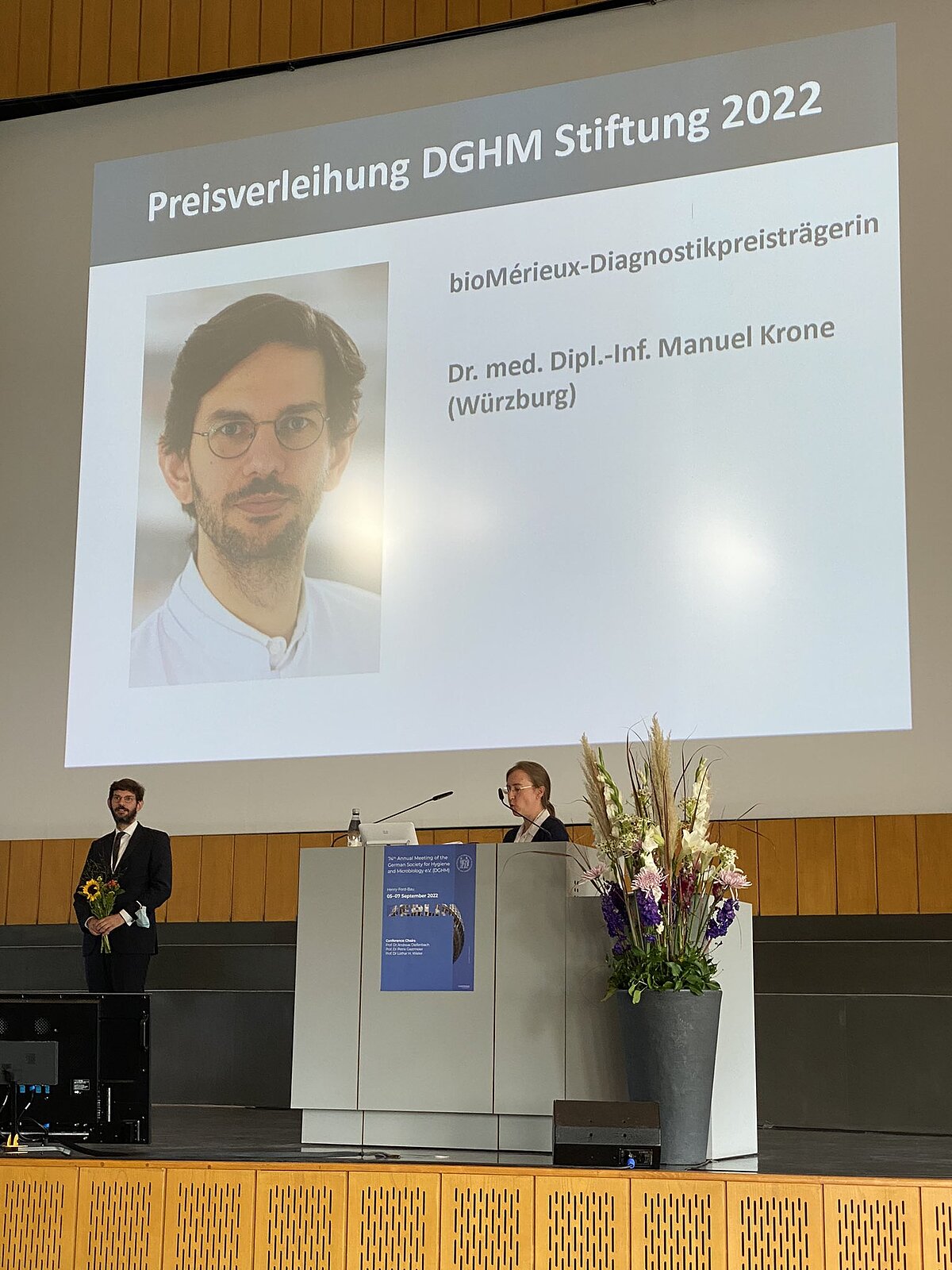 Maja Ranzinger BioMérieux-Diagnostikpreis der DGHM für Dr. med. Dipl.-Inf. Manuel ...